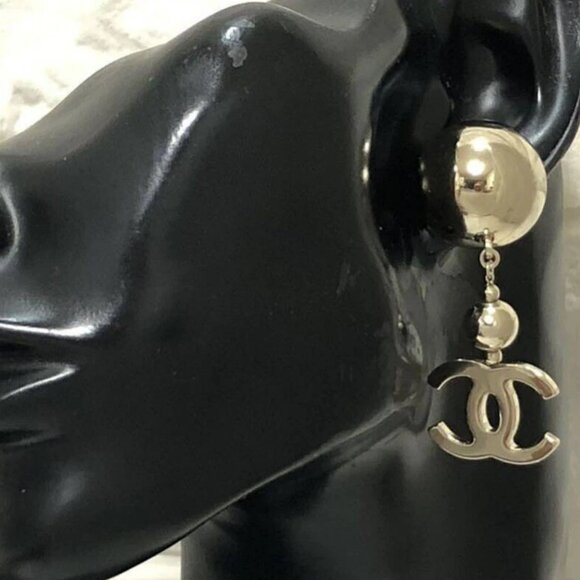 CHANEL CC Logos Ball Drop Dangle Stud Earrings Gold Tone B21S Auth w/Box d1138 - Picture 2 of 10